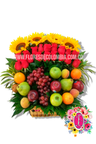Frutero con rosas y girasoles - Flores de Colombia